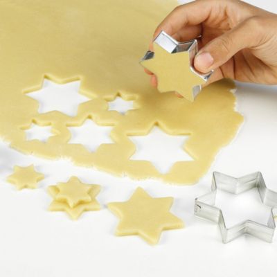 Lot de 4 emporte-pièces de Noël en forme d'étoiles Zenker Emporte-pièces