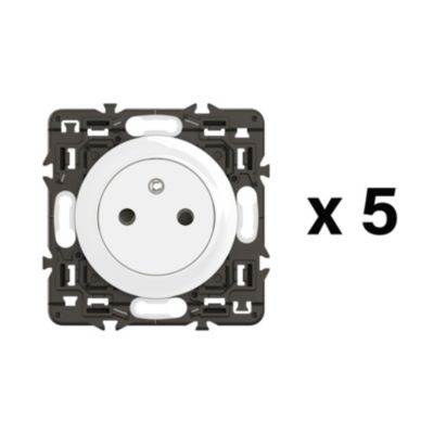 LEGRAND - Prise Etanche de Puissance 20A avec Terre Plexo - Prise 2P+T