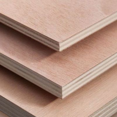 Lot de 6 panneaux de contreplaqué extérieur okoumé 3x1220x2500 mm