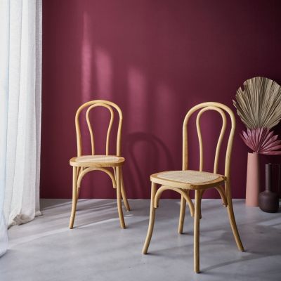 Charmante Poupée Ancienne Avec Ses Deux Petites Chaises En Bois Et Rotin