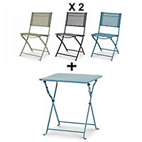 Lot table basse métal carrée Saba + 2 chaises grises + chaise bleue + chaise verte