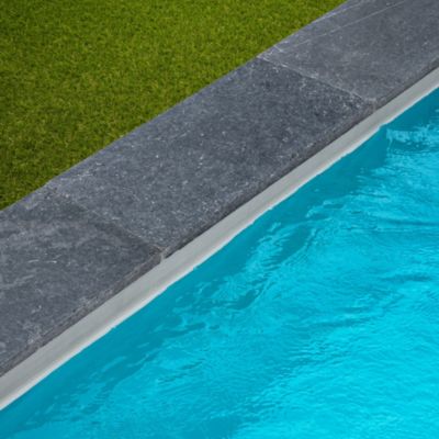 Margelle de piscine Pierre Bleue du Vietnam 60x30x3 cm Bord Droit (à l'unité) - RO'MA NATURE