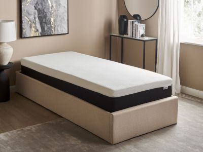 Matelas simple en mousse de latex moyenne avec housse amovible 90 x 200 cm COZY