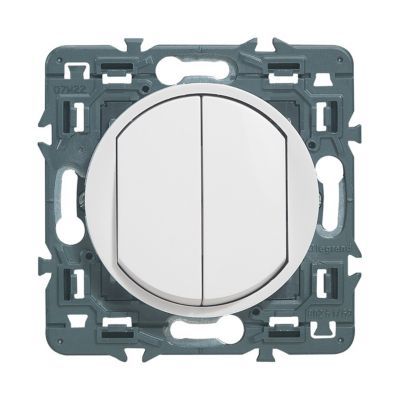 Mécanisme de poussoir + va-et-vient Legrand Céliane 6A blanc