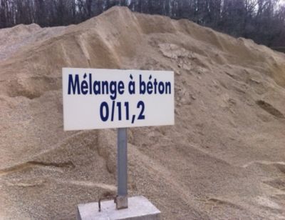 Mélange sable et gravier +/-1m3 V3 en vrac