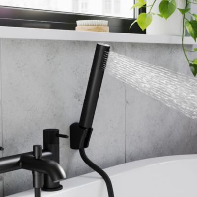 Mélangeur bain/douche + douchette et flexible, noir mat, GoodHome Owens