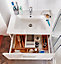 Meuble sous vasque à suspendre Cooke & Lewis Slapton blanc 60 cm + plan vasque en céramique + miroir éclairant