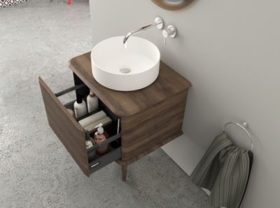 Meuble sous-vasque à suspendre l.61 cm avec plan de toilette, vasque à poser et pieds H.29 cm, effet noyer, Idra