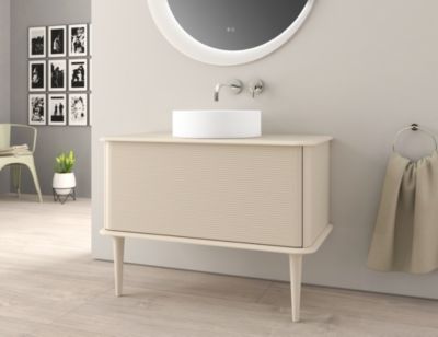 Meuble sous-vasque à suspendre l.95 cm avec plan de toilette, vasque à poser et pieds H.29 cm, beige coton, Idra