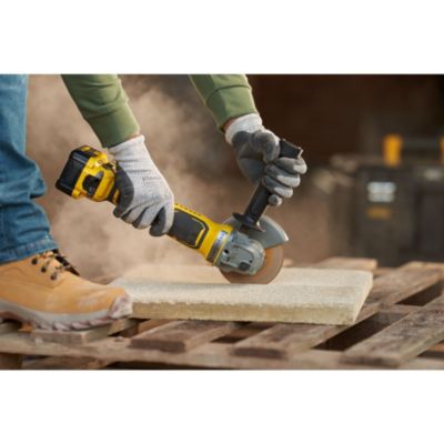 Meuleuse sans fil Stanley Fatmax SFMCG700B-XJ Gamme V20 18V (sans batterie)
