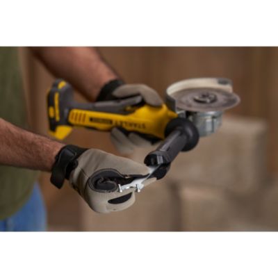 Meuleuse sans fil Stanley Fatmax SFMCG700B-XJ Gamme V20 18V (sans batterie)