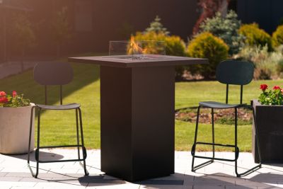 MF - Table haute foyer exterieur a gaz Square Table High jusqua 10 kW type bar