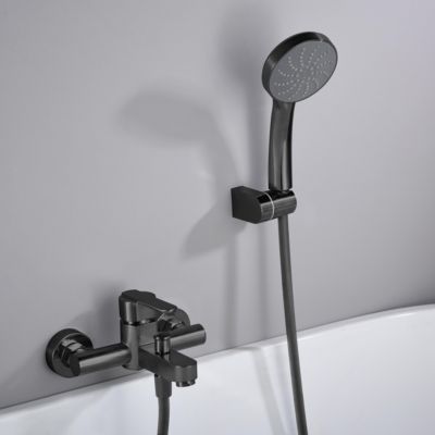 Mitigeur baignoiredouche noir mat en laiton avec flexible metal 180 cmassistant