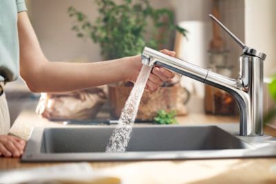 Mitigeur de cuisine avec douchette extractible chromé Hansgrohe Zesis M33 H. 219mm