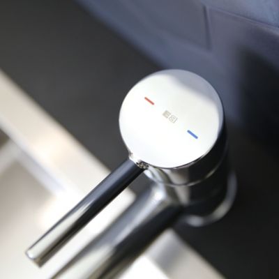 Mitigeur de cuisine chromé Essebagno Tubic