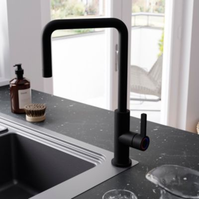 Mitigeur de cuisine noir mat GoodHome Kamut