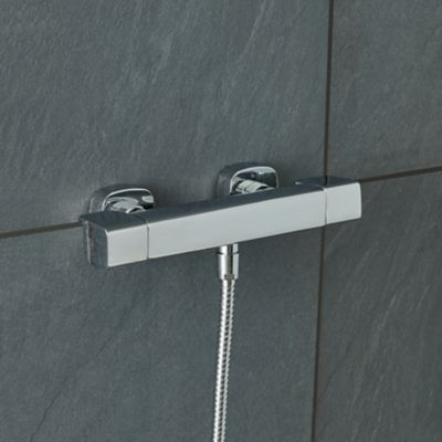 Mitigeur de douche thermostatique chromé GoodHome Teesta