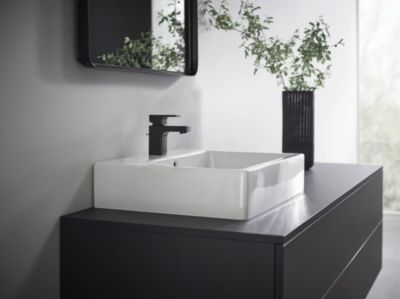 Mitigeur de lavabo 70 hansgrohe Vernis Shape noir mat