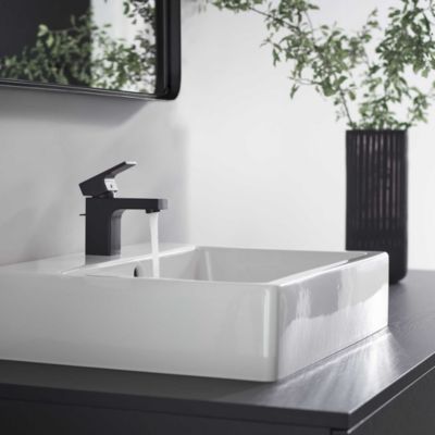 Mitigeur de lavabo 70 hansgrohe Vernis Shape noir mat