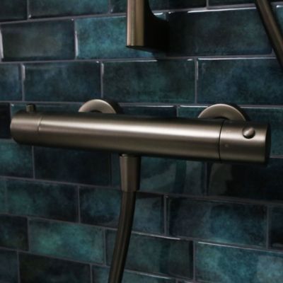 Mitigeur douche thermostatique gun métal Essebagno Luisa