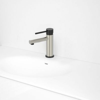 Mitigeur lavabo bas façon inox et noir Essebagno Envol