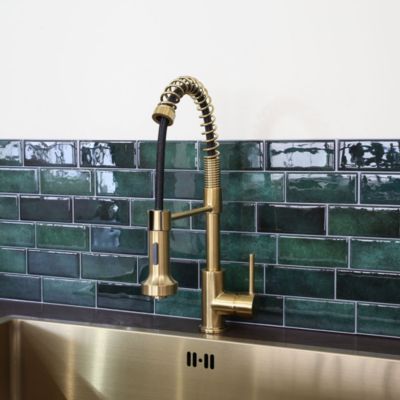 Mitigeur évier à douchette or brossé Essebagno Plimo