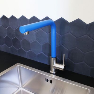 Mitigeur évier façon inox et bec bleu Essebagno Esseloki