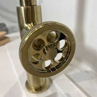 Mitigeur évier or brossé Essebagno Indus