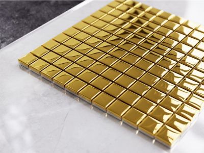 Mosaïque en verre sur filet pour salle de bain ou cuisine 30 cm x 30 cm - Pure gold