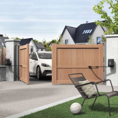 Motorisation connectée à bras articulés pour portail à battants Orane Connect Avidsen
