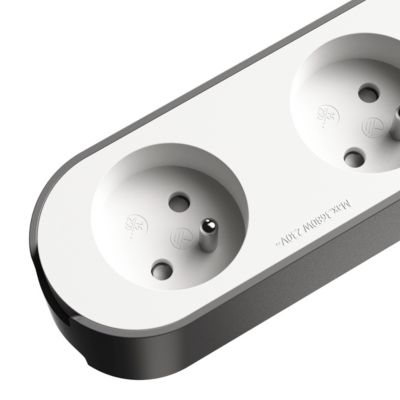 Multiprise 4 prises + 2 USB Jacobsen 1.5 m blanche