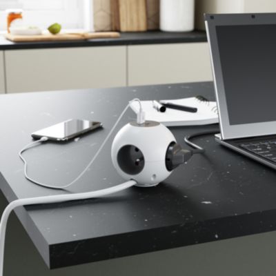 Multiprise 4 prises + 2 USB Jacobsen 1.5 m forme cube