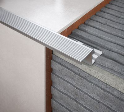 Nez de marche extérieur Diall droit aluminium brut argent lisse 35mmx250cm