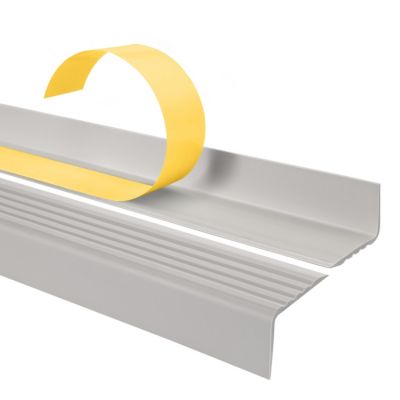 Nez de marche PVC adhesif 40x25 mm QUEST - profil antiderapant a rainures pour escalier, ND - 80 cm, gris clair