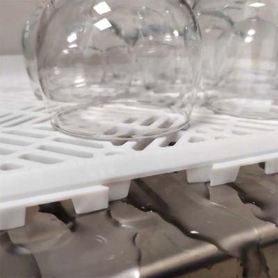 Pack 1.000 dalles auto-ventilées 30x30x1,5cm (88m² - Blanc). Hôtellerie, chambres froides, garde-manger, bar, zones humides