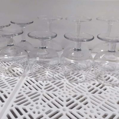 Pack 1.000 dalles auto-ventilées 30x30x1,5cm (88m² - Blanc). Hôtellerie, chambres froides, garde-manger, bar, zones humides