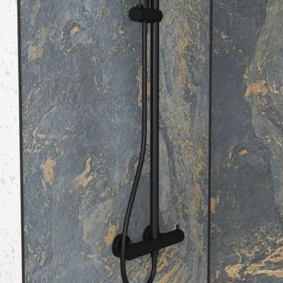 Pack de 2 panneaux muraux de salle de bains, gris et doré effet marbre avec profilés noirs, l.120+90 x H.210 x P.0,3 cm, Galedo Homestone