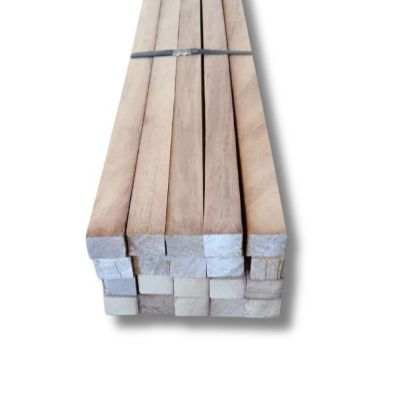 Pack de 20 lattes pour lattes extérieures en bois tropical 25x50x1800 mm