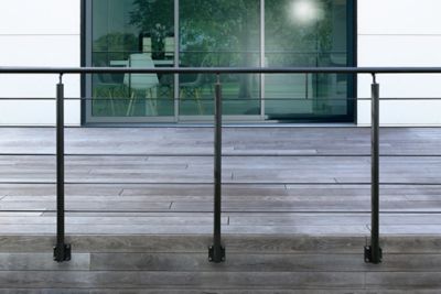 Pack garde-corps Opaluminium noir pose en applique 2m
