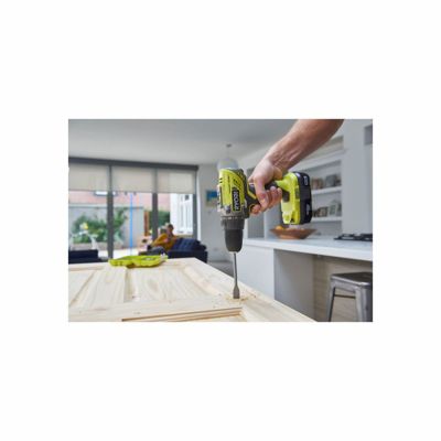 Pack RYOBI - Perceuse-visseuse R18DD3-0 - 18V One+ sans batterie ni chargeur - Coffret 46 accessoires mixtes RAK46MIX