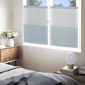 Paire de voilages étamine rayée céladon 60x90cm pour une décoration élégante