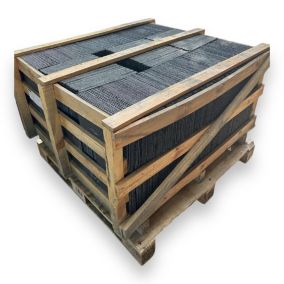 Palette  61,60 m2 (875 pièces) de tuile ardoise noire 32X22 cm + 1 boîte de crochets