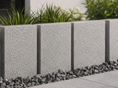 Palissade granit gris grains fins Alto douro grenaillé  20x40x 6 cm