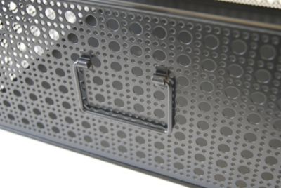Panier rectangulaire en métal motif cannage noir taille L