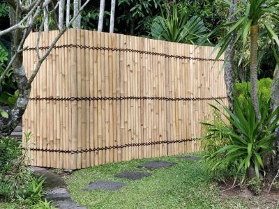 Panneau droit décoratif en demi-bambou naturel L.90 x H.180 cm