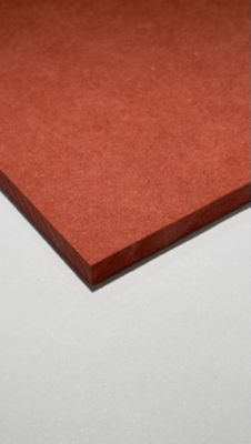 Panneau médium teinté dans la masse Forescolor rouge 80 x 40,5 cm, ép.5 mm
