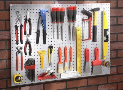 Rangement des outils : pose d'un panneau d'atelier  Rangement outils, Plan  de travail diy, Idées d'établi