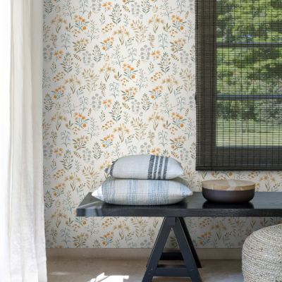 Papier peint vinyle intissé fleuri beige, jaune L.53 x l.1005 cm Grandeco Poésie