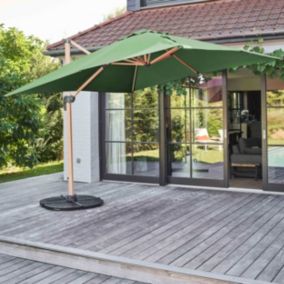 Parasol déporté 3x3m et 4 dalles lestées effet bois vert cactus  Oviala