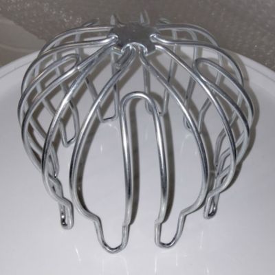 Pare-gravier anti-colmatage universel pour gouttière (Acier zingué). Empêche entrée de feuilles ou débris dans descentes pluviales